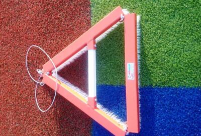 Adelinspor Silver Halı Kumlama Granül Fırçası 70 cm Üçgen - 1